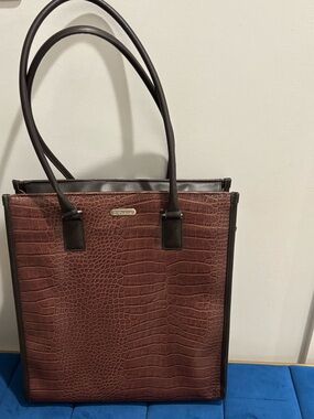 Targus Brown Croc-Embossed Tote Bag